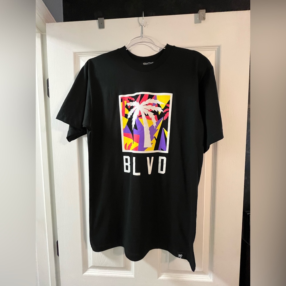 NWOT BLVD Black Tee with Colorful Palm Graphic